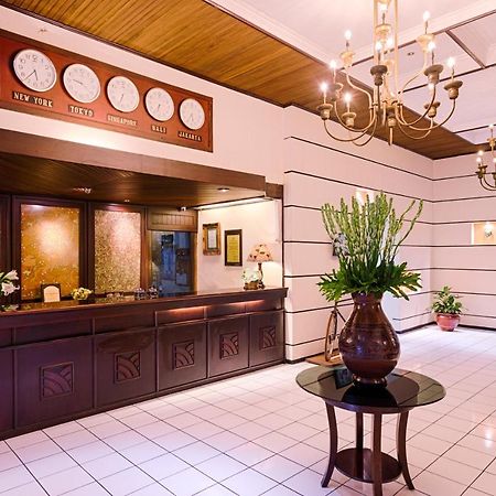 Hotel Montana מאלאנג מראה חיצוני תמונה