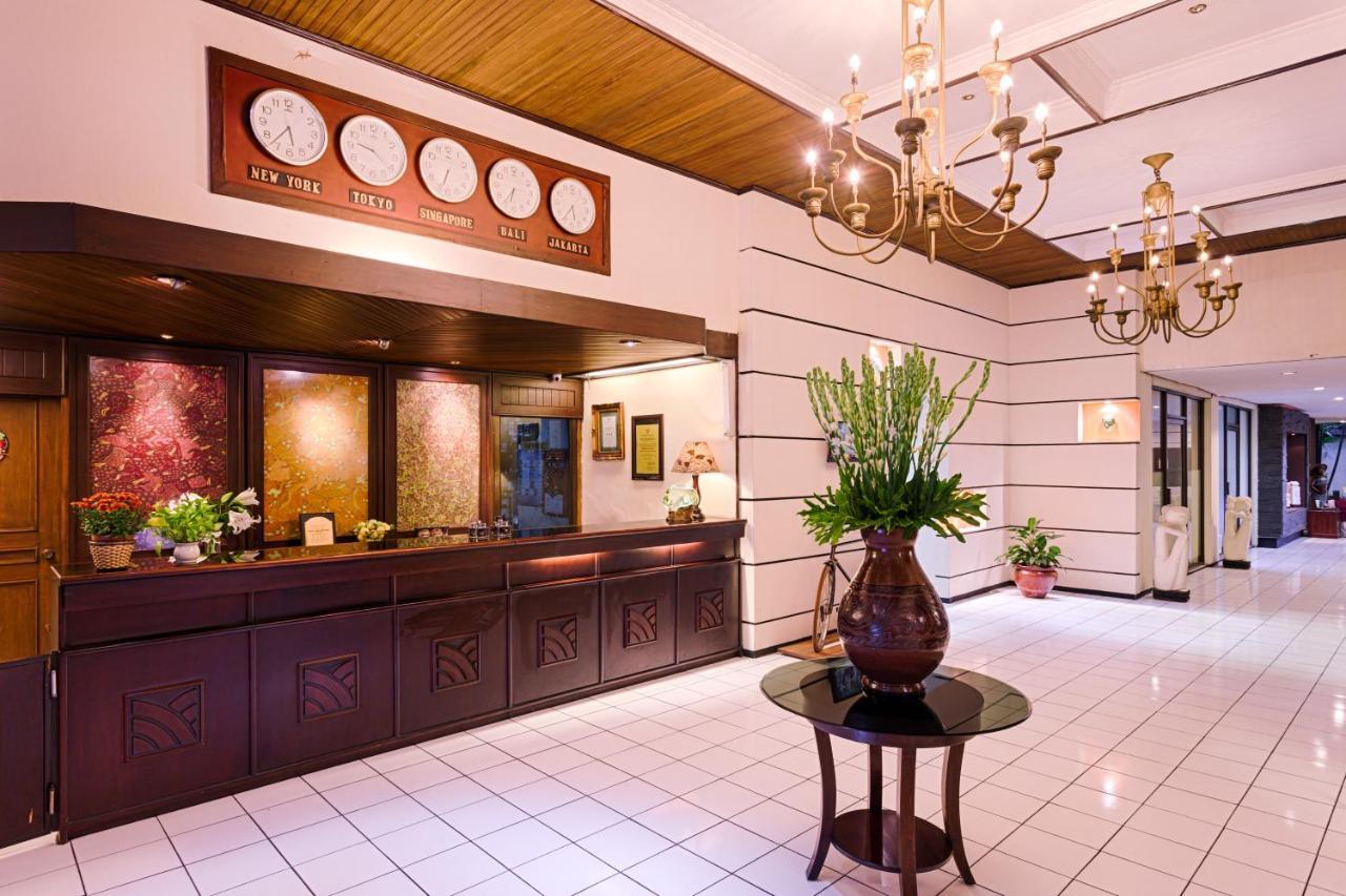 Hotel Montana מאלאנג מראה חיצוני תמונה